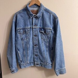 Levi Strauss & Co. Jacket, Men's Jean Jacket Classic Denim with Pockets Size XL